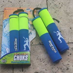 Splash chucks outdoor game